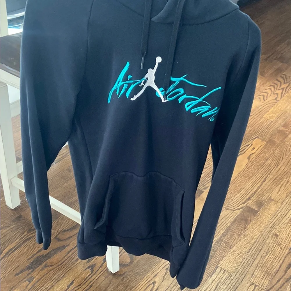 Air Jordan Black Hoodie Men’s/Women’s Size Small | Nike Jordan Pullover
